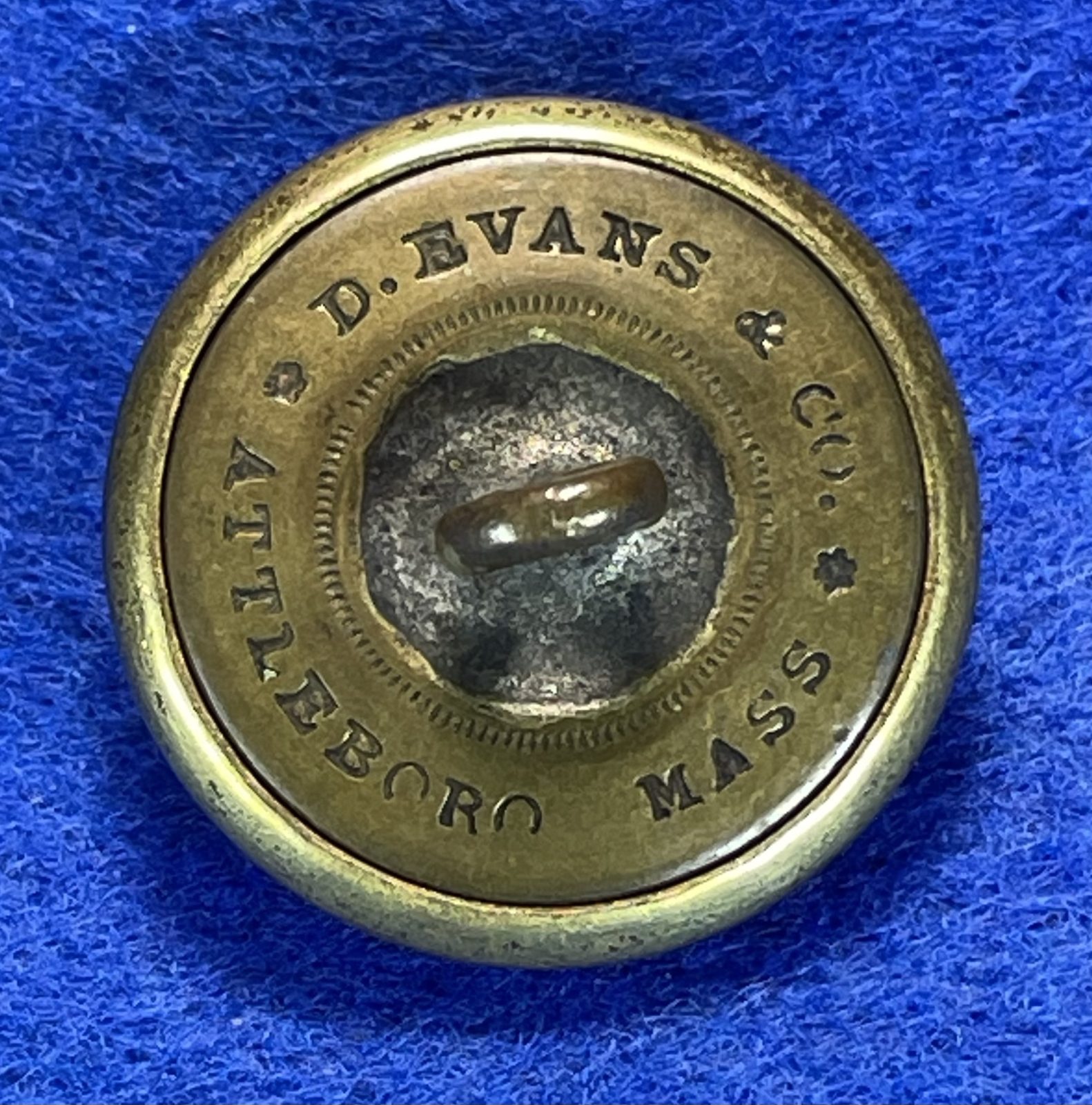 Non Excavated Union Civil War Artillery Great Coat Button