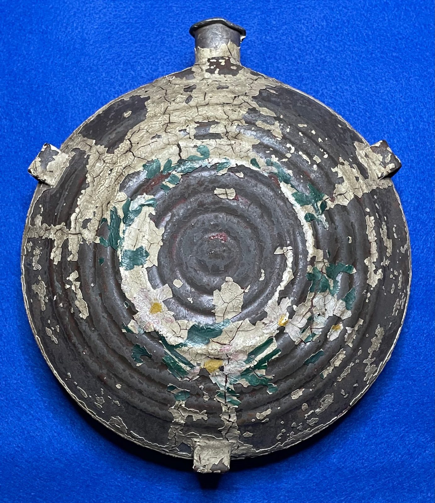 Non Excavated Civil War Bullseye Canteen