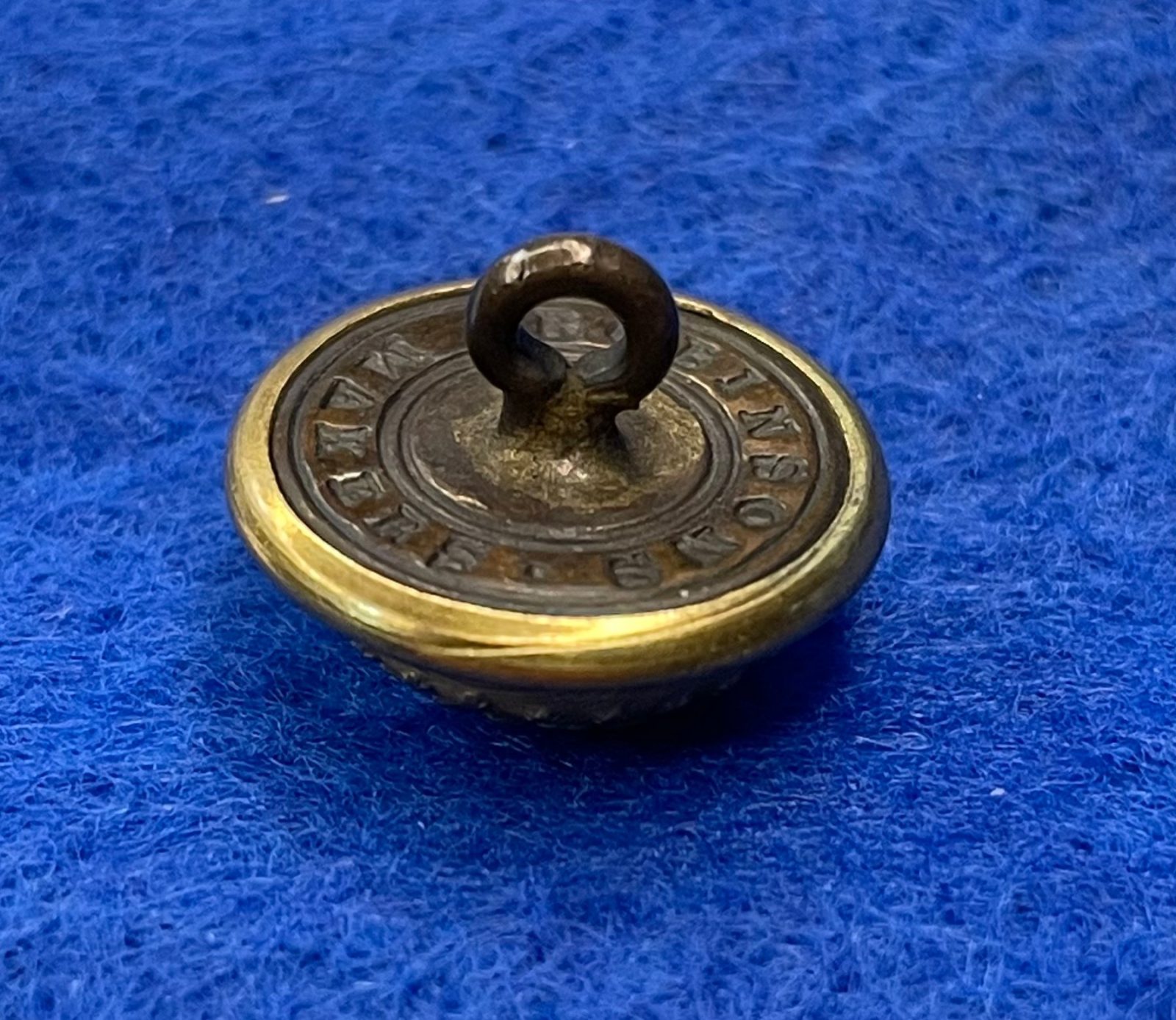 Non Excavated Civil War Massachusetts Cuff Button by Robinsons Makers
