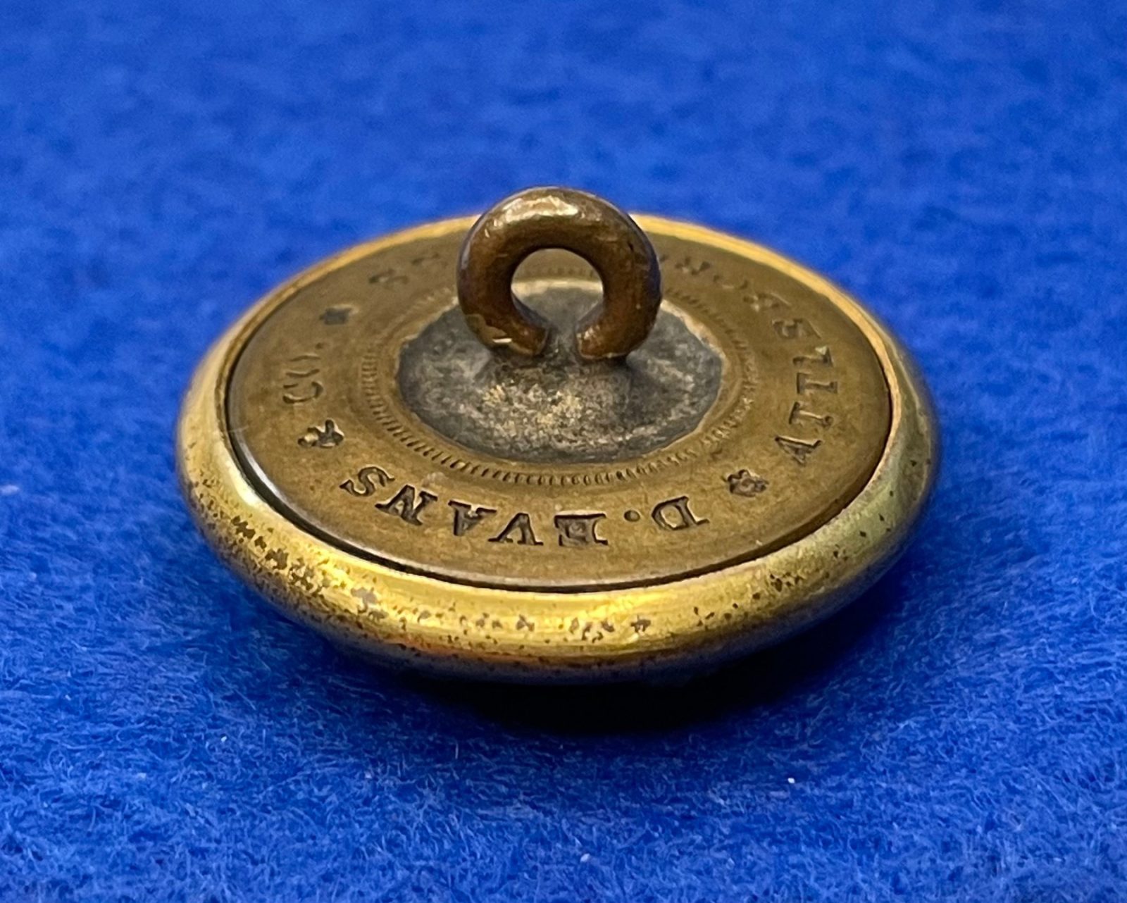 Non Excavated Union Civil War Artillery Great Coat Button