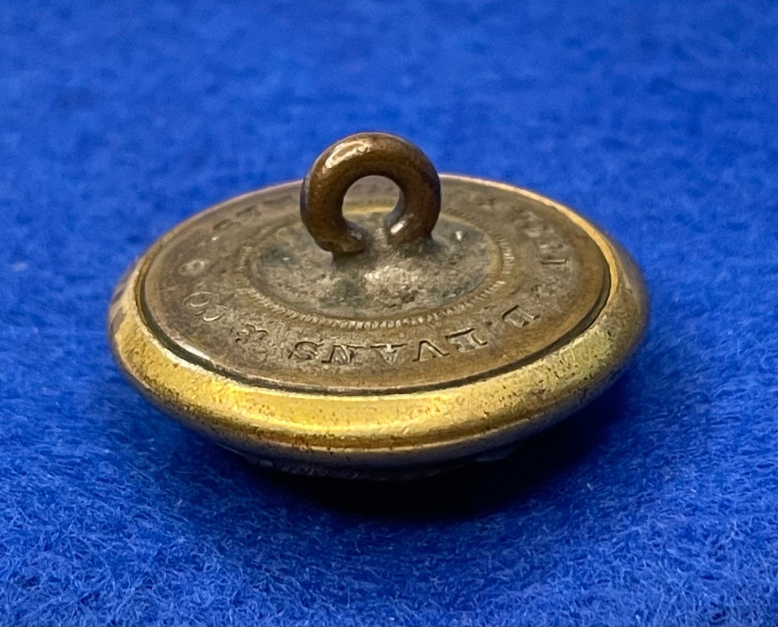 Non Excavated Civil War Infantry Great Coat Button