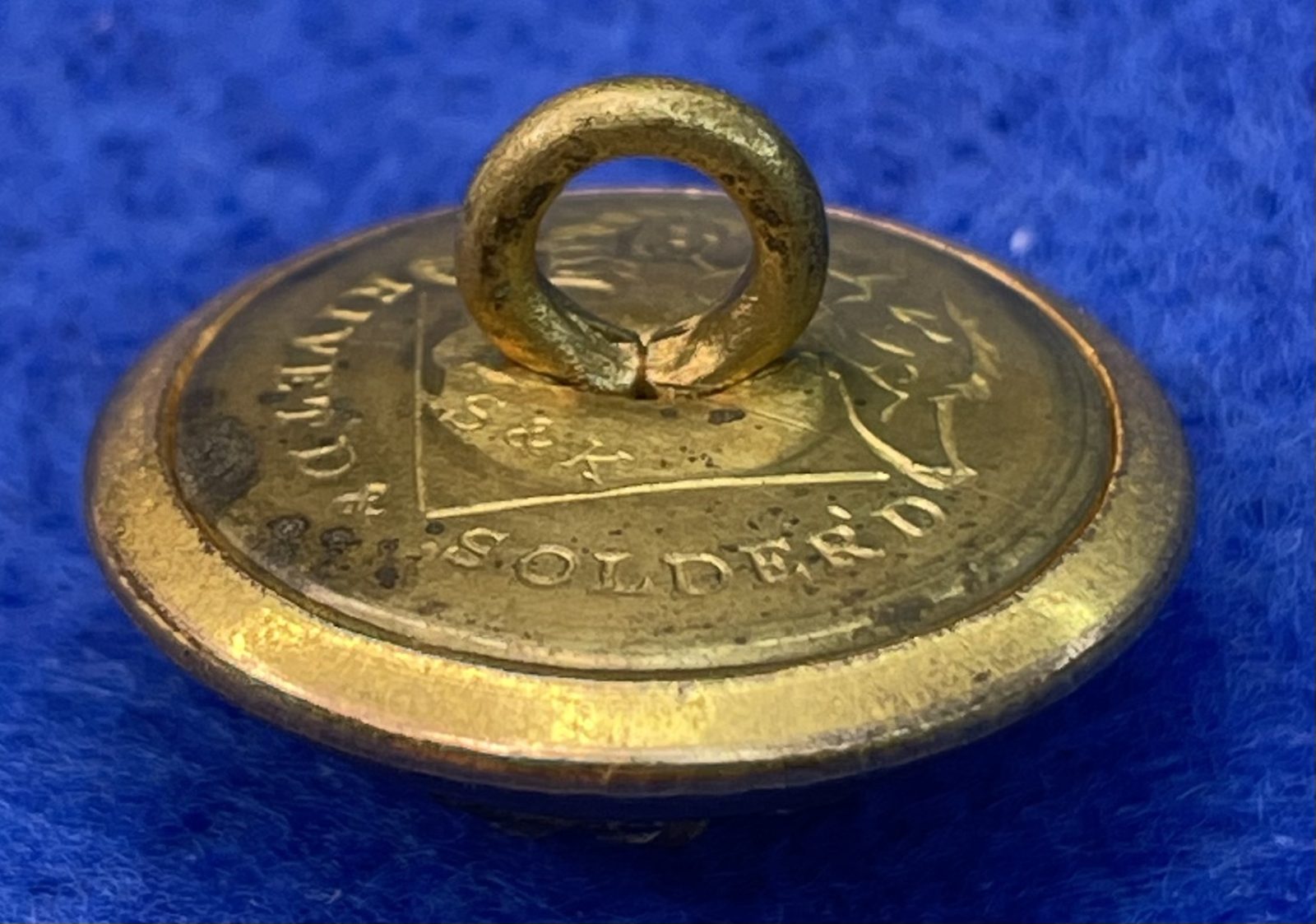 Non Excavated Confederate Staff Officers Vest Button