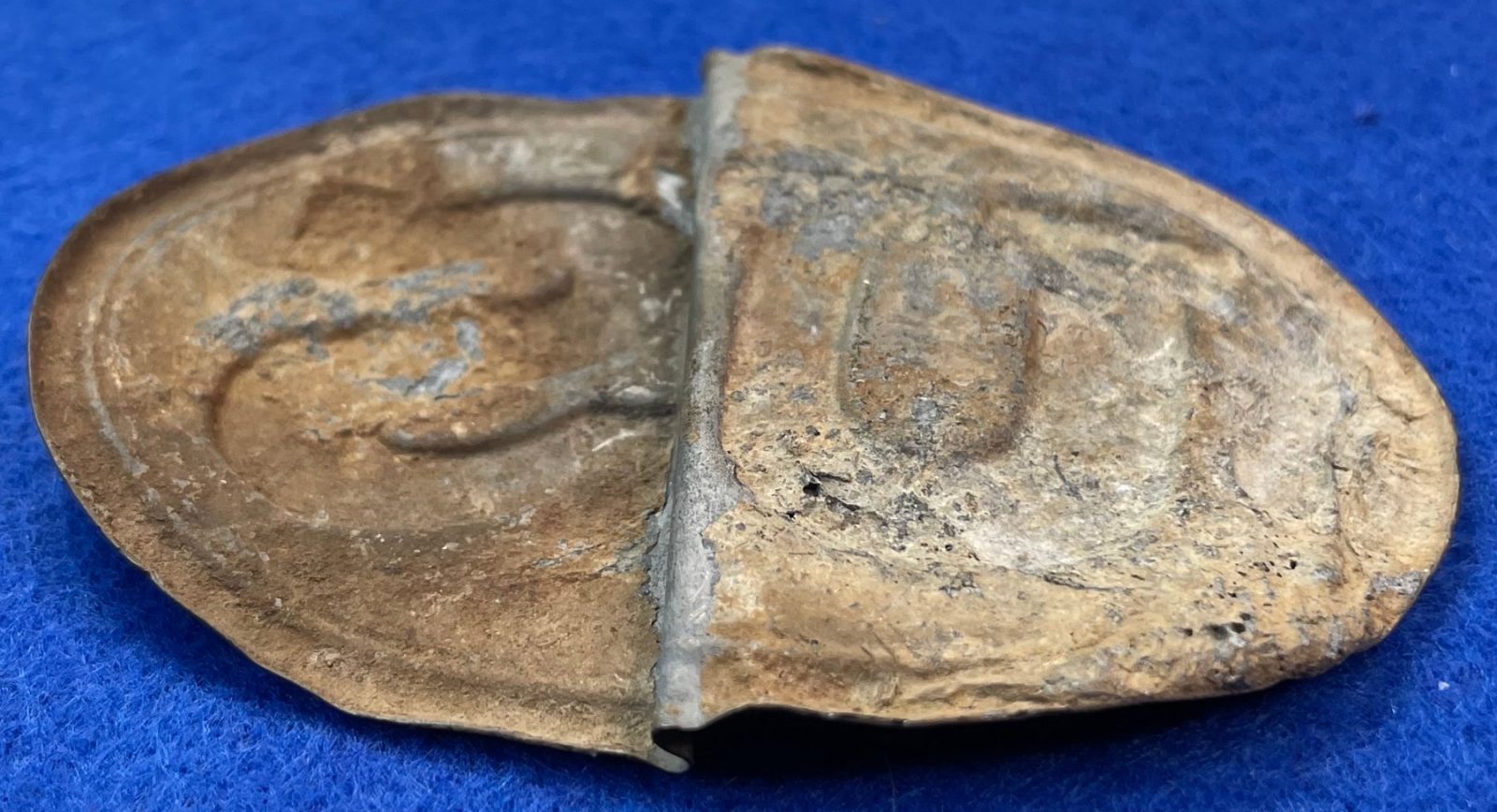 Excavated Civil War US Cartridge Box Plate/Buckle Skin