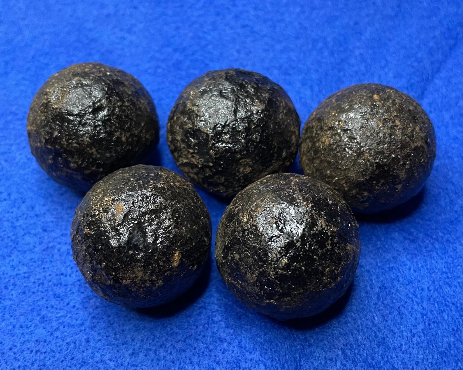 Grouping of 5 Excavated Canister Balls for the 6-pounder Cannon
