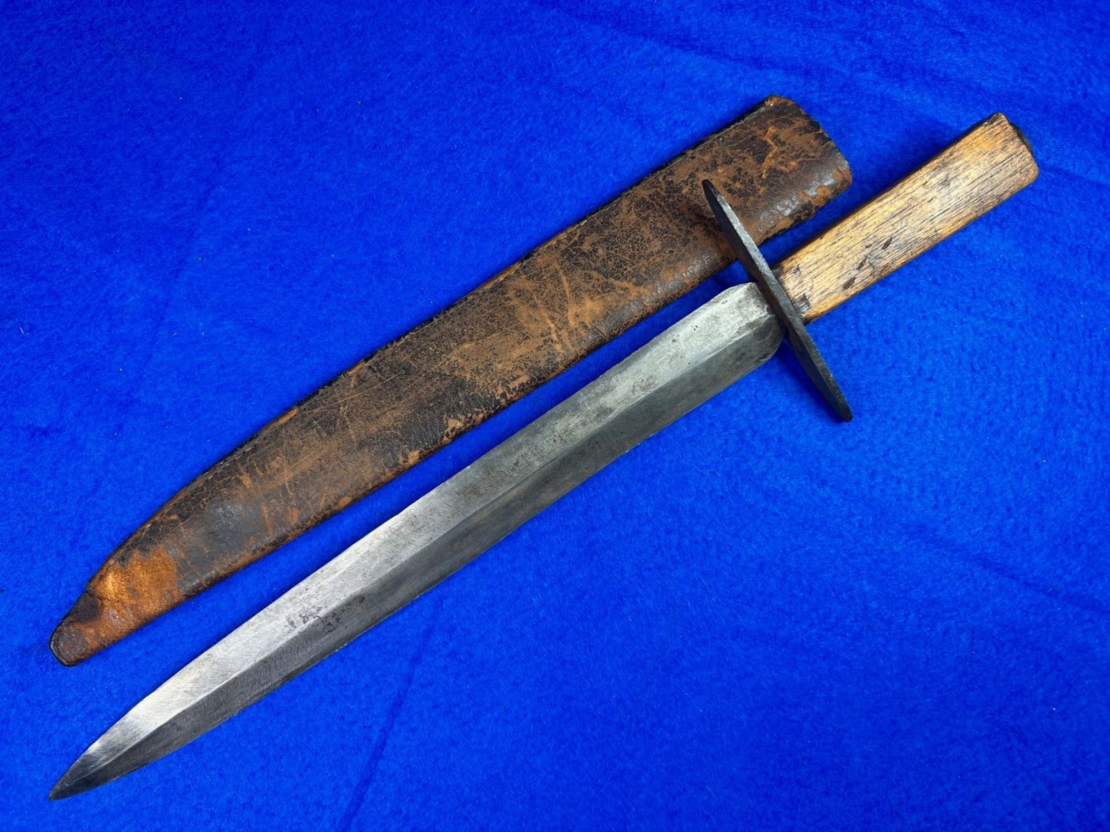 Exceptional Large Confederate Bowie Knife